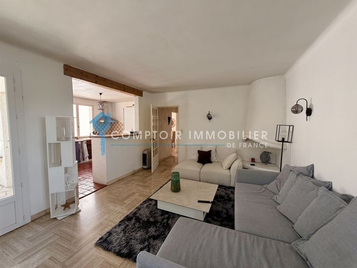 Image No.18-4 Bed House for sale