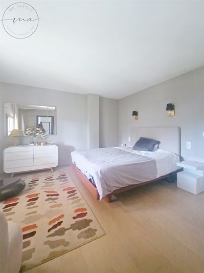 Image No.8-2 Bed House for sale