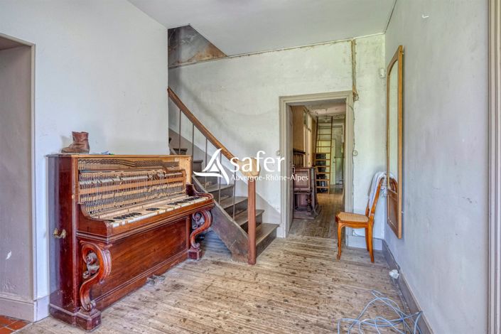 Image No.4-6 Bed House for sale