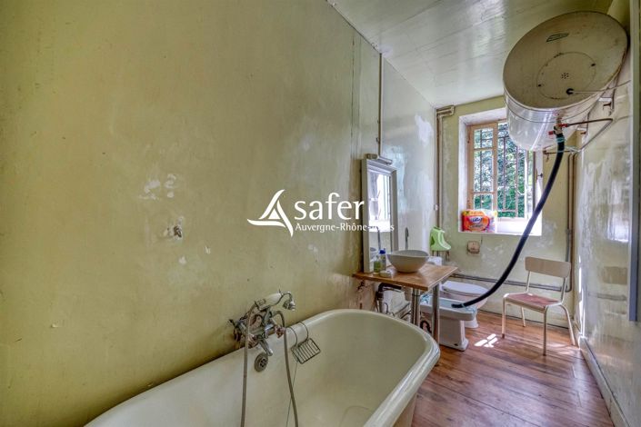 Image No.7-6 Bed House for sale