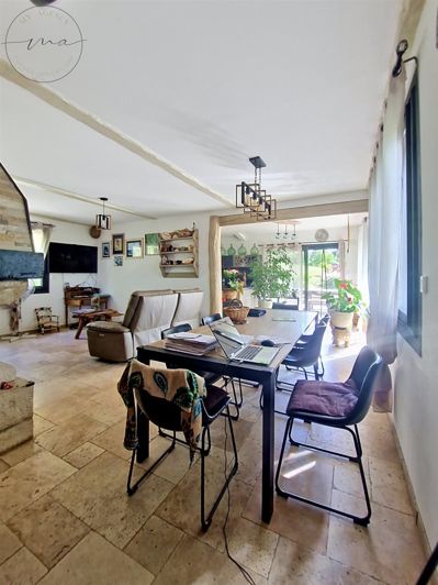Image No.6-2 Bed House for sale