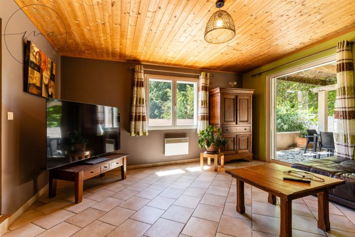 Image No.23-5 Bed House for sale