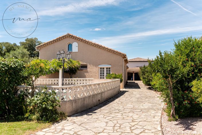 Image No.33-5 Bed House for sale