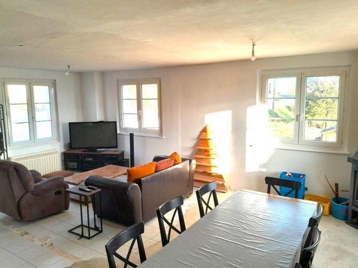 Image No.6-3 Bed House for sale