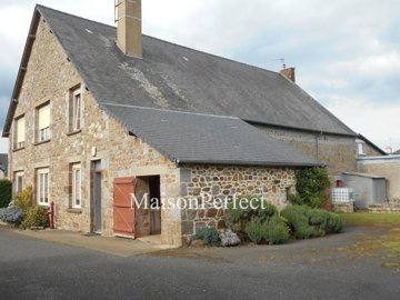1 - Lignières-Orgères, House