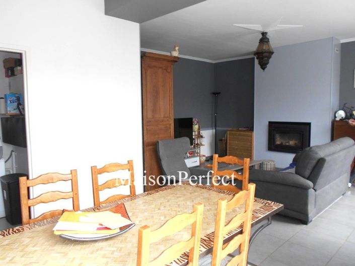 Image No.6-3 Bed House for sale