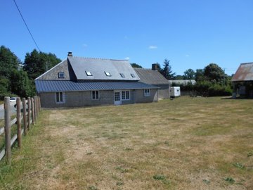 1 - Lignières-Orgères, House