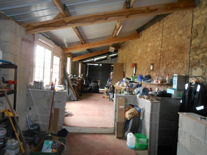 Image No.10-3 Bed House for sale