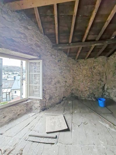 Image No.12-3 Bed House for sale