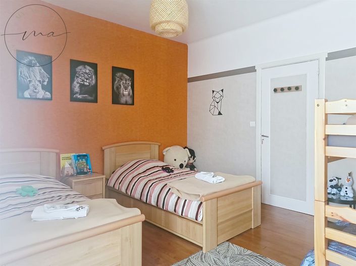 Image No.11-7 Bed House for sale