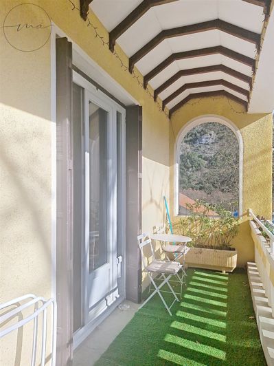 Image No.17-7 Bed House for sale