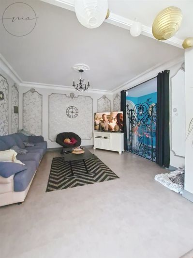 Image No.3-7 Bed House for sale