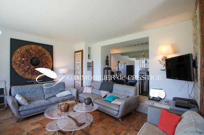 Image No.15-7 Bed House for sale