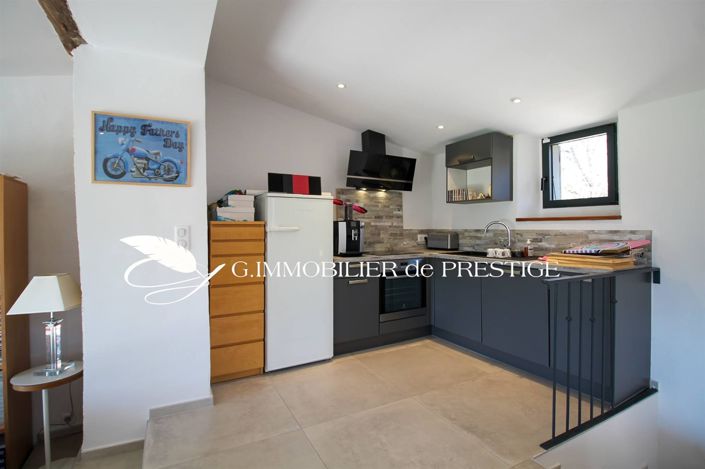 Image No.24-7 Bed House for sale