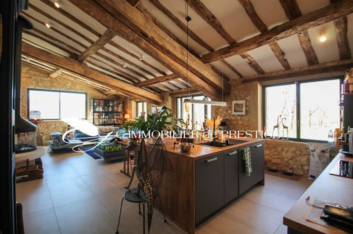 Image No.26-7 Bed House for sale