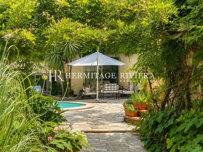 Image No.26-6 Bed House for sale