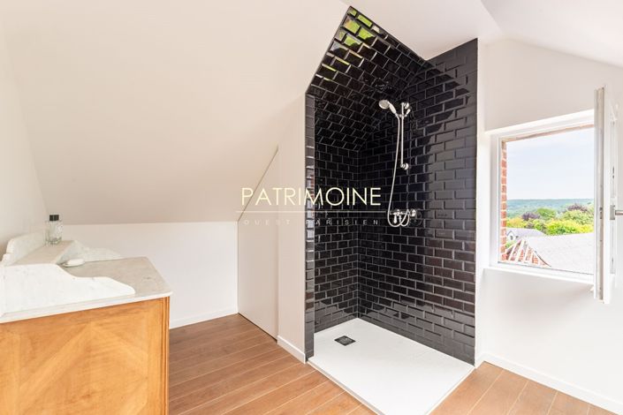 Image No.13-4 Bed House for sale