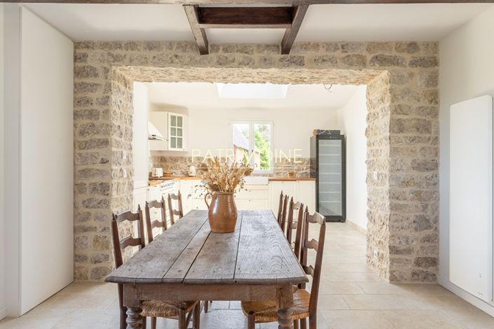 Image No.3-4 Bed House for sale