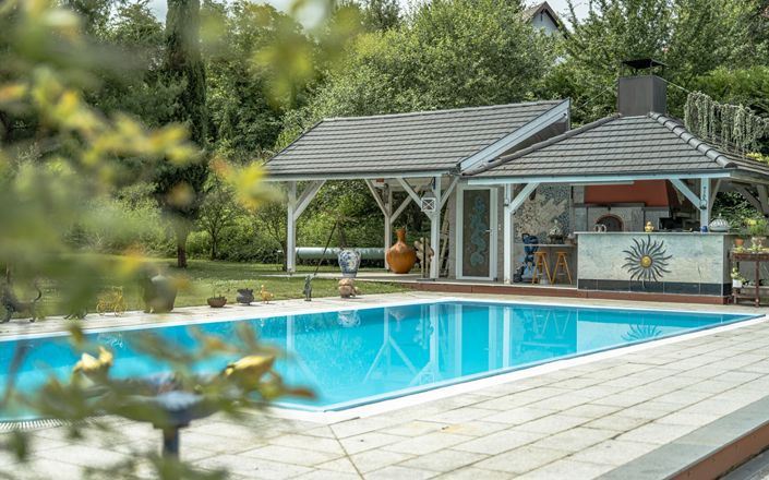 Image No.6-4 Bed House for sale