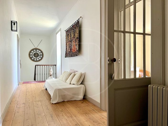 Image No.15-7 Bed House for sale