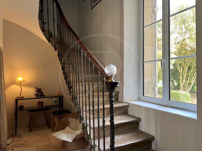 Image No.9-7 Bed House for sale