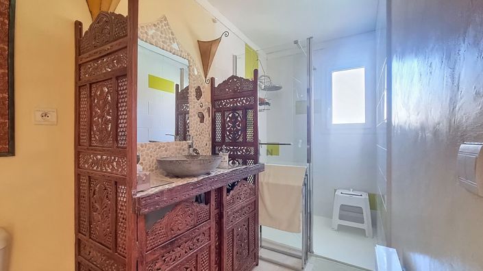Image No.11-4 Bed House for sale