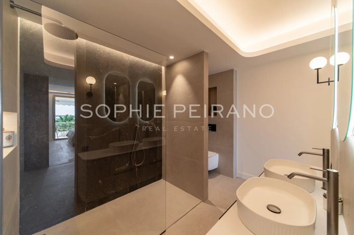 Image No.11-3 Bed Apartment for sale