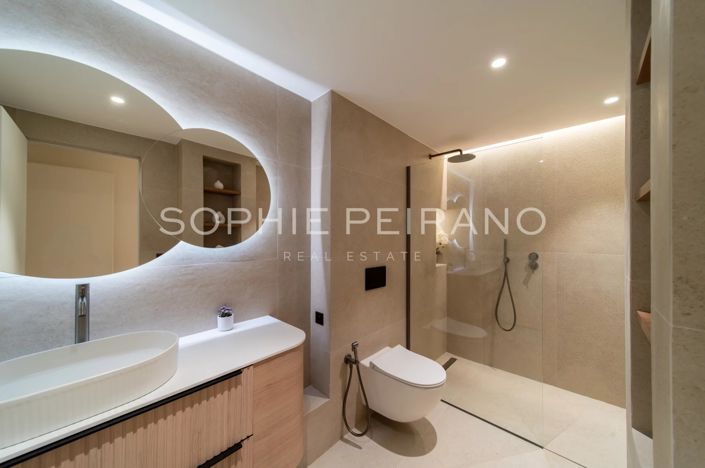 Image No.13-3 Bed Apartment for sale