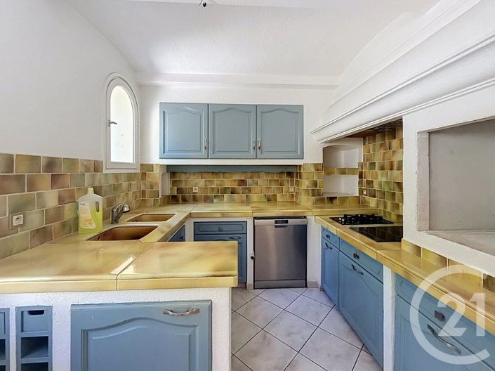 Image No.11-3 Bed House for sale