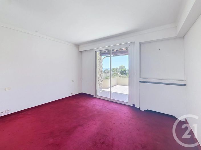 Image No.13-3 Bed House for sale
