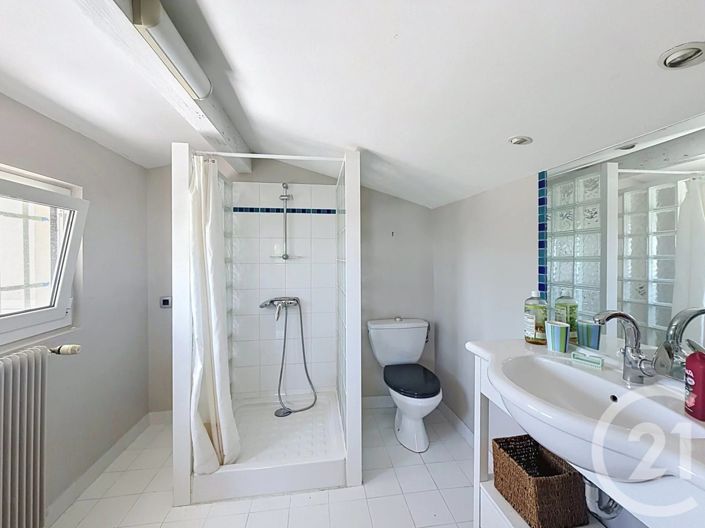 Image No.20-3 Bed House for sale