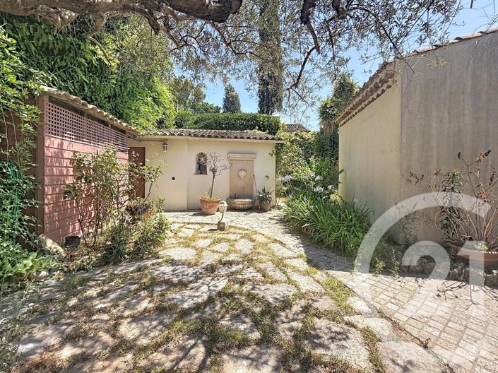 Image No.24-3 Bed House for sale