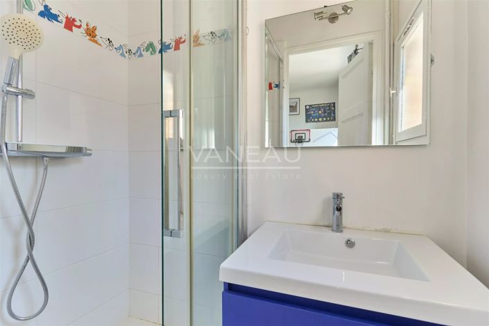 Image No.13-3 Bed Apartment for sale