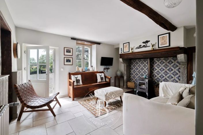 Image No.13-5 Bed House for sale