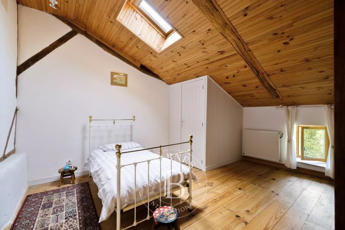 Image No.21-5 Bed House for sale