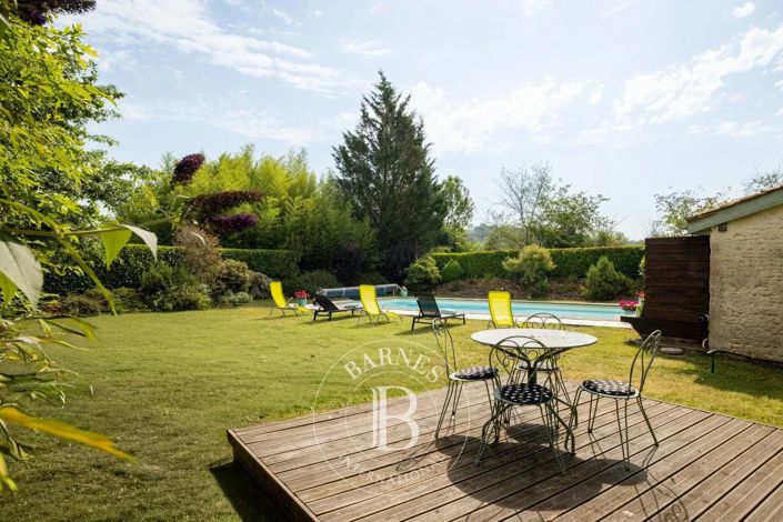 Image No.24-5 Bed House for sale