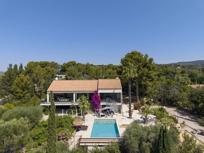 Contemporary Sea-View Villa for Sale in La Ciotat