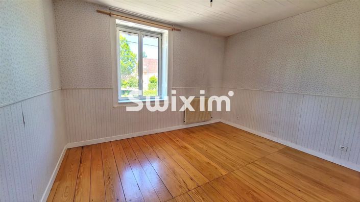 Image No.7-House for sale