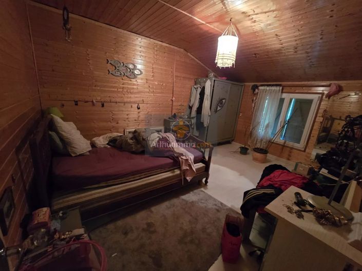 Image No.6-4 Bed House for sale