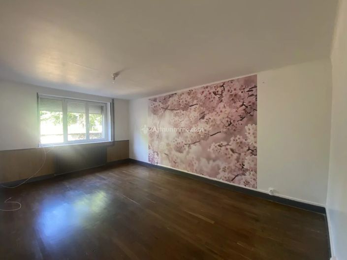 Image No.3-3 Bed House for sale