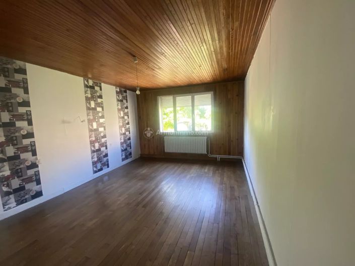 Image No.5-3 Bed House for sale