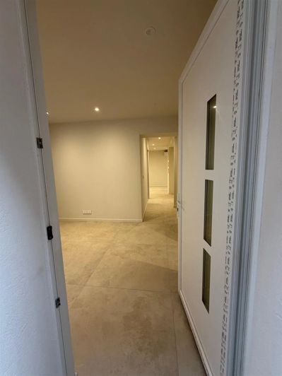 Image No.10-3 Bed Apartment for sale