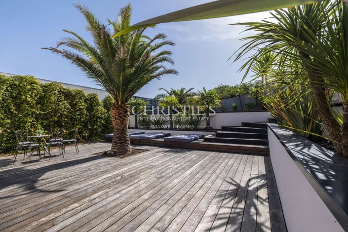 Image No.26-5 Bed House for sale