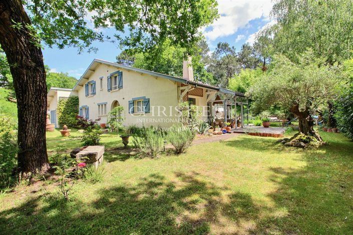 Image No.19-7 Bed House for sale