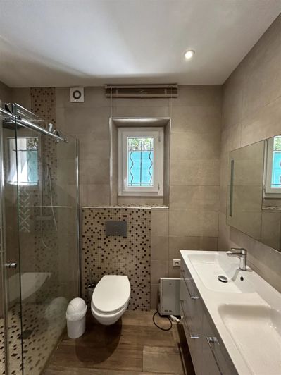 Image No.12-4 Bed House for sale