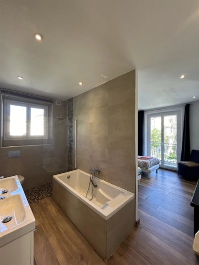 Image No.15-4 Bed House for sale