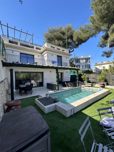 Image No.2-4 Bed House for sale