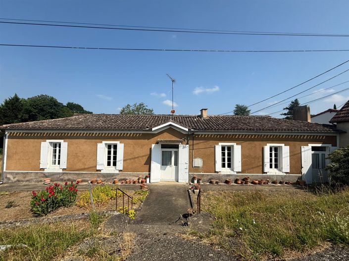 Image No.2-4 Bed House for sale