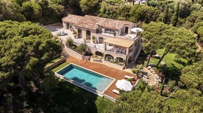1 - Ramatuelle, House