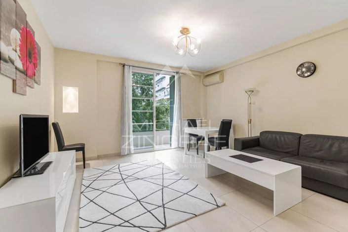 Image No.3-Appartement de 1 chambre à vendre à Nice